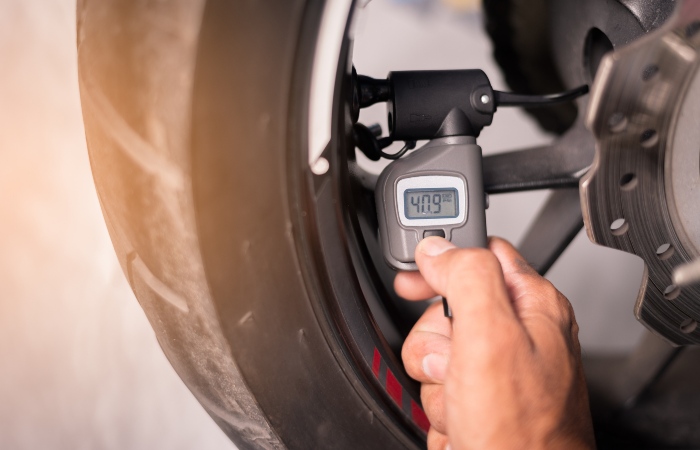 Display of a tire pressure monitoring system in action